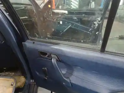 Recambio de automóvil de segunda mano de ELEVALUNAS TRASERO DERECHO para MERCEDES 190 (W201)  referencias OEM IAM   