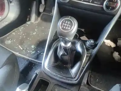 İkinci el araba yedek parçası vites kolu için ford fiesta vii (hj, hf) 1.0 ecoboost oem iam referansları 2274298