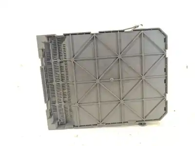 Second-hand car spare part fuse box unit for peugeot 308 sw i (4e_, 4h_) 2.0 hdi oem iam references 9663798180  