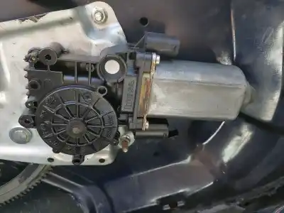 Pièce détachée automobile d'occasion LÉVE GLACE AVANT GAUCHE pour BMW SERIE 3 BERLINA (E36)  Références OEM IAM   