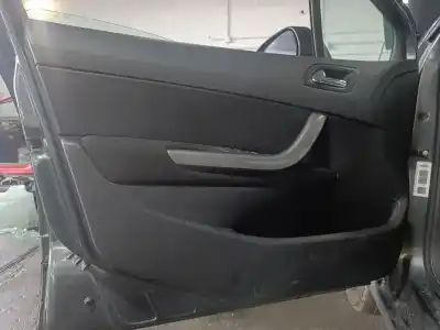 Pièce détachée automobile d'occasion garniture de porte avant gauche pour peugeot 308 sw i (4e_, 4h_) 2.0 hdi références oem iam 