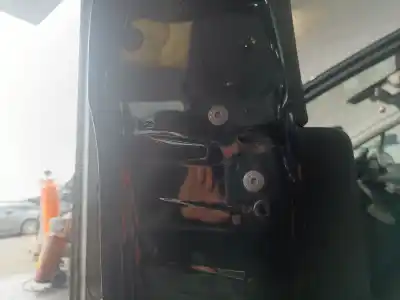 Pezzo di ricambio per auto di seconda mano serratura porta anteriore sinistra per peugeot 308 sw i (4e_, 4h_) 1.6 hdi riferimenti oem iam 9800616680