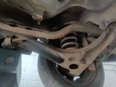 Peça sobressalente para automóvel em segunda mão manga de eixo traseira direita por suzuki swift sf berlina (ea) gs referências oem iam 