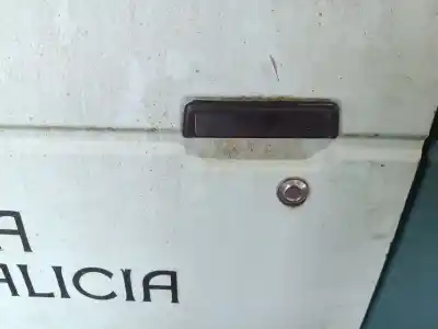 Pièce détachée automobile d'occasion poignée de porte avant gauche pour hyundai galloper ii (jk-01) 2.5 td intercooler références oem iam 