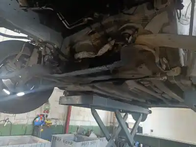 Peça sobressalente para automóvel em segunda mão charrió / suporte de eixo dianteiro por peugeot 307 (3a/c) 2.0 hdi 90 referências oem iam 