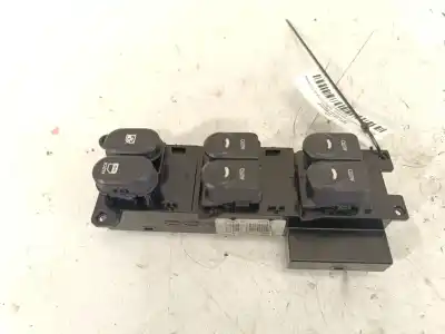 Second-hand car spare part LEFT FRONT POWER WINDOW SWITCH for HYUNDAI I30 (FD)  OEM IAM references 935702L000  
