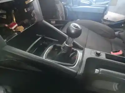 Автозапчасти б/у рычаг переключения передач за audi a3 (8p1) 2.0 tdi 16v ссылки oem iam 1k0711112