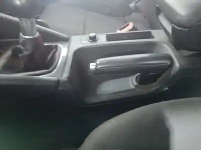 Автозапчасти б/у рычаг ручного тормоза за audi a3 (8p1) 2.0 tdi 16v ссылки oem iam 8p0711303c