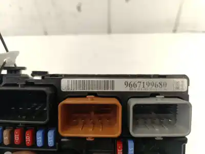 Second-hand car spare part fuse box unit for citroen c3 ii (sc_) 1.0 vti 68 oem iam references 654588  9667199680
