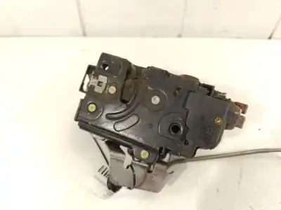 Автозапчасти б/у замок передней правой двери за audi a3 (8p1) 2.0 tdi 16v ссылки oem iam 4e1837016  