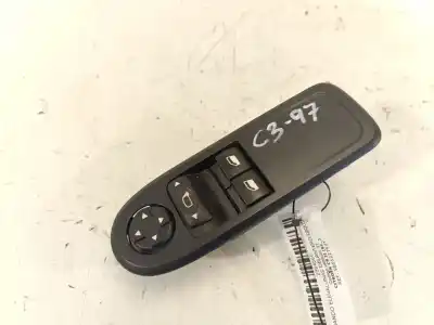Recambio de automóvil de segunda mano de MANDO ELEVALUNAS DELANTERO IZQUIERDO para CITROEN C3 II (SC_) 1.0 VTI 68 referencias OEM IAM 98012275XT  