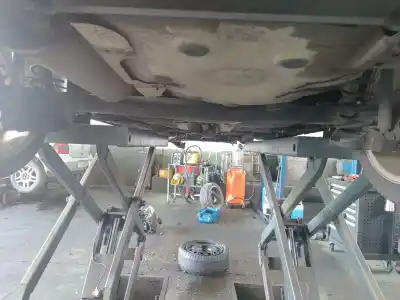 Автозапчастина б/у задня вісь для seat ibiza iii (6l1) 1.9 tdi посилання на oem iam 6q0500051bc