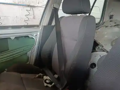 Автозапчасти б/у ПРАВЫЙ ПЕРЕДНИЙ РЕМЕНЬ БЕЗОПАСНОСТИ за VOLKSWAGEN GOLF IV (1J1) 1.9 TDI ссылки OEM IAM   