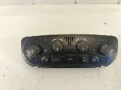 Pièce détachée automobile d'occasion COMMANDE DE CHAUFFAGE / CLIMATISATION pour MERCEDES-BENZ CLASE C (W203) C 200 KOMPRESSOR (203.045) Références OEM IAM 2038300285  