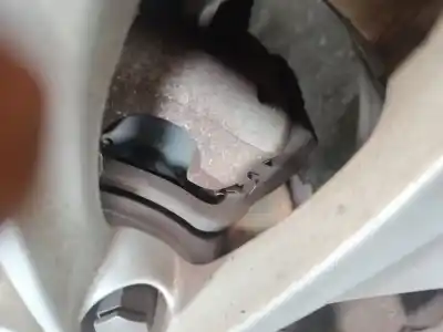 Peça sobressalente para automóvel em segunda mão pinça de travão traseira esquerda por opel astra k (b16) 1.6 cdti (68) referências oem iam 13528005