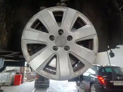 Автозапчасти б/у шина за audi a6 c6 (4f2) 3.0 tdi quattro ссылки oem iam 4f0601025aj8z8