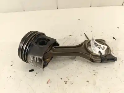 Pezzo di ricambio per auto di seconda mano PISTONE per OPEL ASTRA K (B16) 1.6 CDTI (68) Riferimenti OEM IAM 55577552  