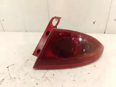 Peça sobressalente para automóvel em segunda mão farolim traseiro direito por seat leon (1p1) 2.0 tdi 16v referências oem iam 1p0945112c