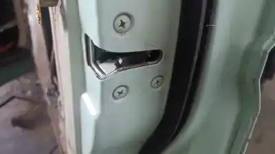 Pezzo di ricambio per auto di seconda mano serratura porta anteriore destra per nissan terrano ii (r20) 2.7 td 4wd riferimenti oem iam 