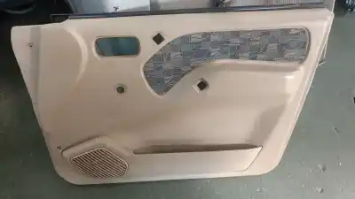 Pezzo di ricambio per auto di seconda mano rivestimento porta anteriore destro per nissan terrano ii (r20) 2.7 td 4wd riferimenti oem iam 