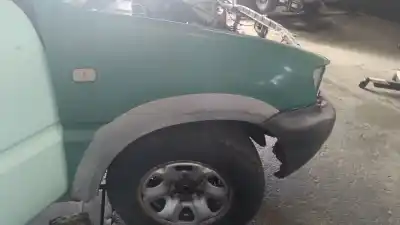 Pezzo di ricambio per auto di seconda mano parafango anteriore destro per nissan terrano ii (r20) 2.7 td 4wd riferimenti oem iam 