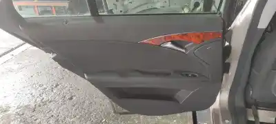 İkinci el araba yedek parçası arka sol kapi kaplamasi için mercedes-benz clase e (w211) e 280 cdi (211.020) oem iam referansları 