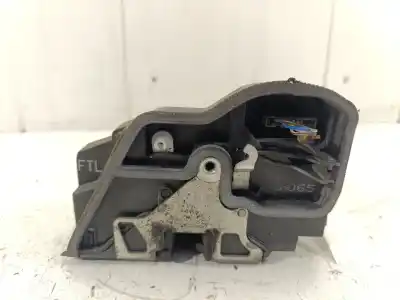 Second-hand car spare part left front door lock for bmw x3 (e83) 3.0 d oem iam references   