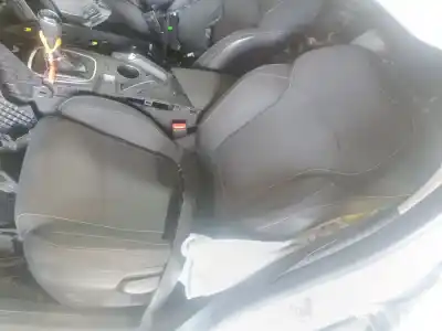 Recambio de automóvil de segunda mano de ASIENTO DELANTERO IZQUIERDO para RENAULT MEGANE IV FASTBACK (B9A/M/N_) 1.5 DCI 90 (B9A1) referencias OEM IAM   