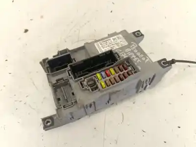 İkinci el araba yedek parçası röle/sigorta kutusu için peugeot bipper básico oem iam referansları 1368890080