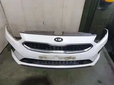 Pezzo di ricambio per auto di seconda mano paraurti anteriore per kia ceed (cd) 1.6 crdi 115 riferimenti oem iam 86510j7010  