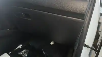 Peça sobressalente para automóvel em segunda mão porta luvas por kia ceed (cd) 1.6 crdi 115 referências oem iam 84540j7000wk  