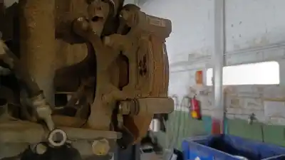 Second-hand car spare part rear right knuckle for kia ceed (cd) 1.6 crdi 115 oem iam references 52720g4aa0