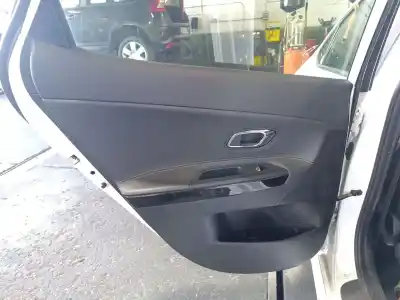 Автозапчасти б/у обивка задней левой двери за kia cee'd (jd) 1.6 crdi 136 ссылки oem iam 