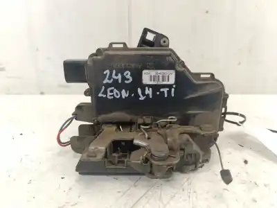 Peça sobressalente para automóvel em segunda mão fechadura da porta traseira esquerda por seat leon (1m1) 1.9 tdi referências oem iam 3b4839015aj