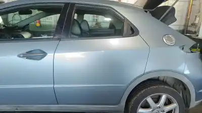 Автозапчастина б/у двері задні ліві для honda civic viii hatchback (fn, fk) 2.2 ctdi (fk3) посилання на oem iam 
