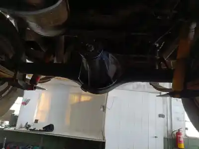 Автозапчастина б/у задня вісь для mitsubishi montero   canvas top (l04_g) 2.3 td (l043g, l048g) посилання на oem iam   