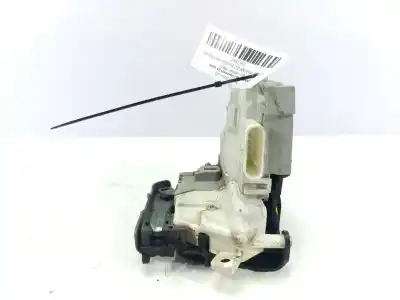 Автозапчастина б/у замок передній праві двері для audi a3 limousine (8vs, 8vm) 2.0 tdi посилання на oem iam 8x1837016c  