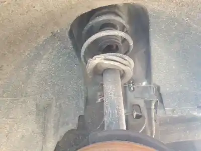 Second-hand car spare part Front Right Shock Absorber for BMW 3 (E46) 320 D OEM IAM references 31316759098  