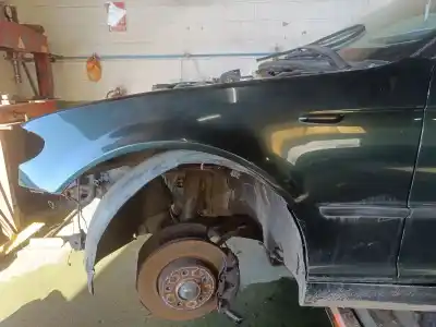 Second-hand car spare part Left Front Fin for BMW 3 (E46) 320 D OEM IAM references 41358240405  