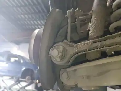 Second-hand car spare part rear left knuckle for bmw 1 (e87) 116 d oem iam references 33326774809  