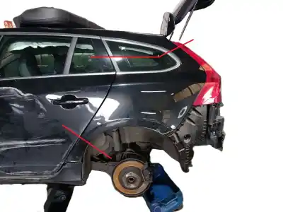 Peça sobressalente para automóvel em segunda mão  por VOLVO V60 I (155)  Referências OEM IAM 31349780  