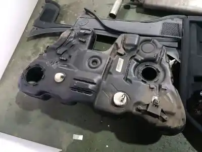 Peça sobressalente para automóvel em segunda mão  por VOLVO V60 I (155)  Referências OEM IAM 31372653  