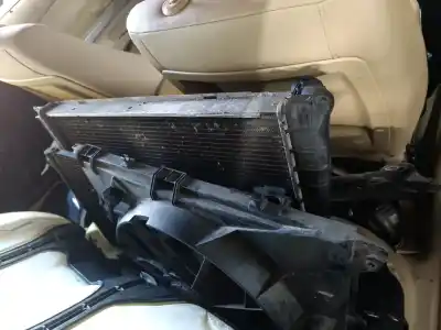 Tweedehands auto-onderdeel Waterradiator voor BMW 3 (E90) 320 I OEM IAM-referenties 17117553111  