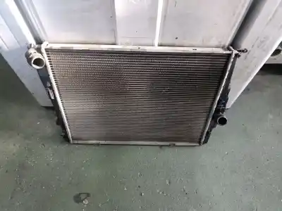 Peça sobressalente para automóvel em segunda mão radiador de água por bmw 3 (e90) 320 i referências oem iam 17117553111  