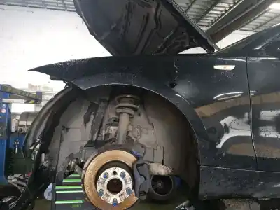 Peça sobressalente para automóvel em segunda mão Guarda-lamas Dianteiro Esquerdo por BMW 1 (E87) 116 D Referências OEM IAM 41357133227  