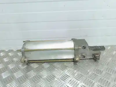 Second-hand car spare part tailgate gas strut for iveco 395e.9.27 midirider t-27 oem iam references masats101154c0