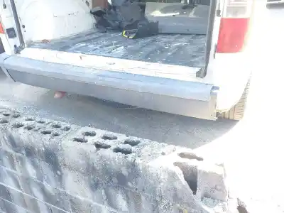 Peça sobressalente para automóvel em segunda mão para choques traseiro por ford transit connect (tc7) furg. largo referências oem iam 