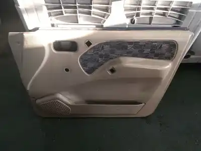 Piesă de schimb auto la mâna a doua FAȚA DE LA UȘA DIN DREAPTA PARTEA DIN FAȚÃ DE PLASTIC pentru NISSAN TERRANO II (R20) 2.7 TD 4WD Referințe OEM IAM 809000X800  