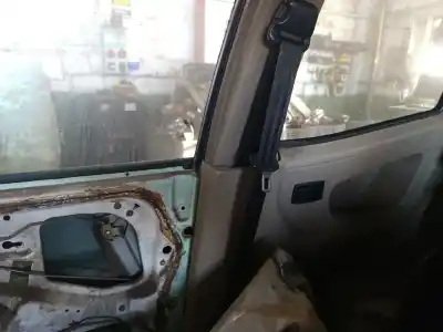 İkinci el araba yedek parçası ÖN SAG EMNIYET KEMERI için NISSAN TERRANO II (R20) 2.7 TD 4WD OEM IAM referansları H68840X000  