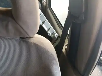 İkinci el araba yedek parçası ÖN SOL EMNIYET KEMERI için NISSAN TERRANO II (R20) 2.7 TD 4WD OEM IAM referansları H68850X000  